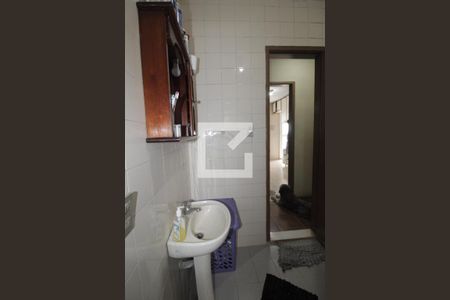 Casa de condomínio para alugar com 362m², 2 quartos e 4 vagasBanheiro Social