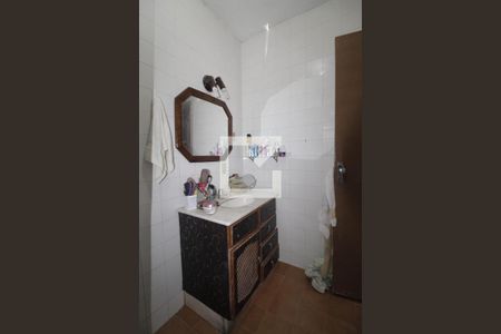 Casa de condomínio para alugar com 362m², 2 quartos e 4 vagasBanheiro da Suíte