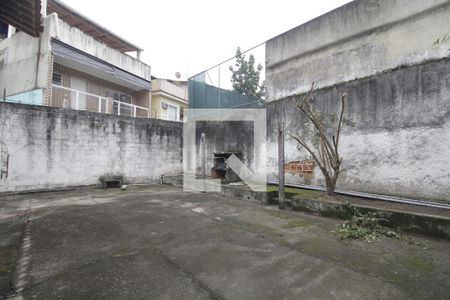 Casa de condomínio para alugar com 362m², 2 quartos e 4 vagasQuintal