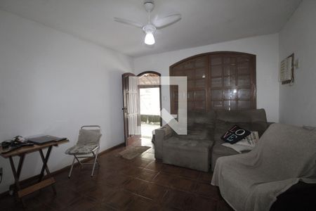 Casa de condomínio para alugar com 362m², 2 quartos e 4 vagasSala