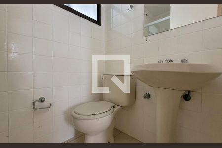 Banheiro de apartamento à venda com 3 quartos, 73m² em Vila Valparaíso, Santo André