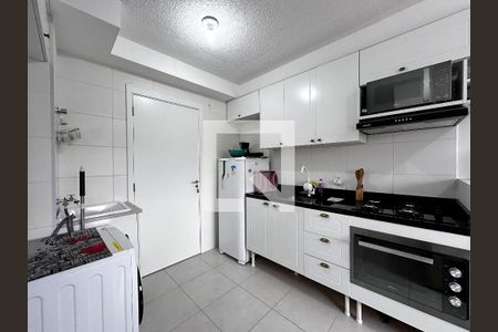 Cozinha de apartamento para alugar com 2 quartos, 32m² em Vila Socorro, São Paulo