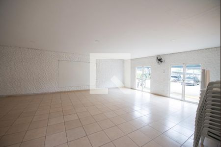Apartamento para alugar com 54m², 2 quartos e 1 vaga Apartamento para alugar com 54m², 2 quartos e 1 vagaÁrea comum - Salão de festas
