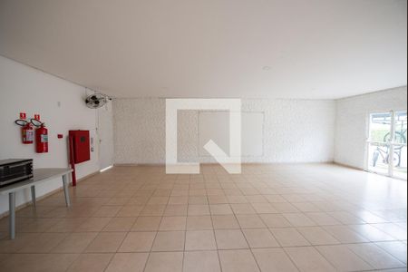 Apartamento para alugar com 54m², 2 quartos e 1 vaga Apartamento para alugar com 54m², 2 quartos e 1 vagaÁrea comum - Salão de festas