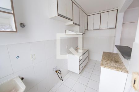 Apartamento para alugar com 54m², 2 quartos e 1 vaga Apartamento para alugar com 54m², 2 quartos e 1 vagaCozinha e Área de Serviço