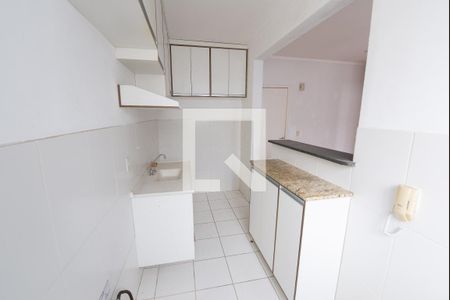 Apartamento para alugar com 54m², 2 quartos e 1 vaga Apartamento para alugar com 54m², 2 quartos e 1 vagaCozinha e Área de Serviço