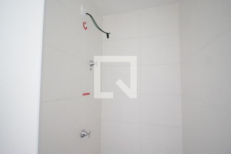 Banheiro de kitnet/studio para alugar com 1 quarto, 27m² em Vila Nova Conceição, São Paulo