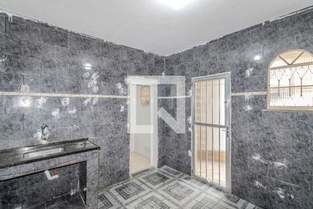 Casa à venda com 228m², 6 quartos e sem vagaCozinha