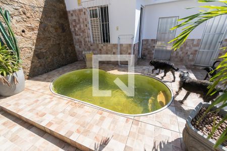 Casa à venda com 400m², 3 quartos e 1 vagaVaranda Gourmet - Piscina