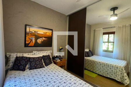 Casa de condomínio à venda com 430m², 4 quartos e 6 vagasSuíte 2