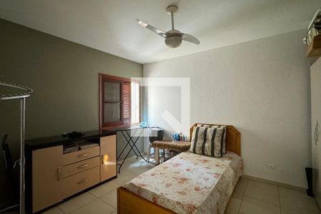 Casa de condomínio à venda com 430m², 4 quartos e 6 vagasQuarto de Serviço