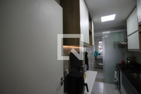 Apartamento para alugar com 98m², 2 quartos e 2 vagasCozinha