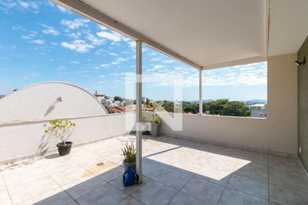 Apartamento à venda com 214m², 4 quartos e 2 vagasÁrea Externa