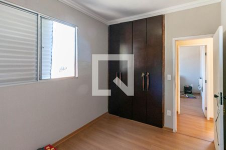 Apartamento à venda com 214m², 4 quartos e 2 vagasQuarto 2