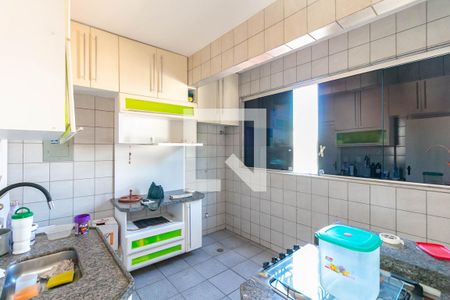 Apartamento à venda com 214m², 4 quartos e 2 vagasCozinha 