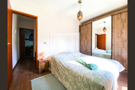 Casa à venda com 95m², 2 quartos e 2 vagasQuarto