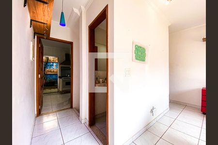 Casa à venda com 95m², 2 quartos e 2 vagasQuarto