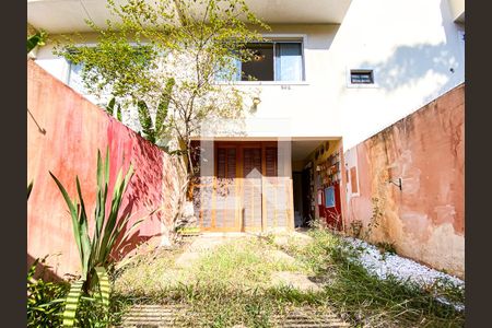 Casa à venda com 95m², 2 quartos e 2 vagasQuintal 