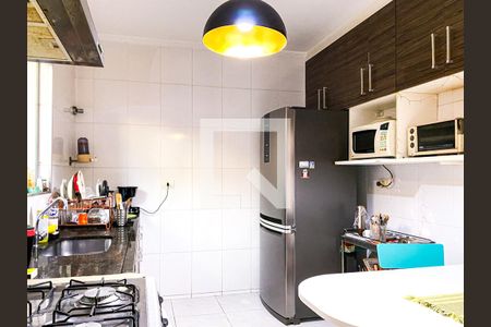 Casa à venda com 95m², 2 quartos e 2 vagasCozinha 