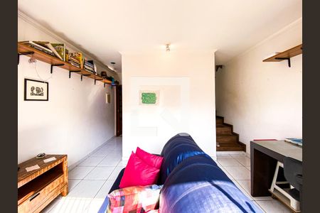 Sala  de casa à venda com 2 quartos, 95m² em Jardim das Vertentes, São Paulo