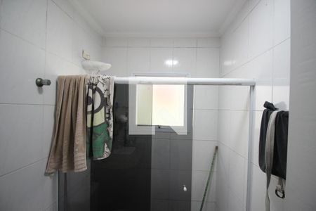 Casa à venda com 119m², 3 quartos e 2 vagasBanheiro suíte 