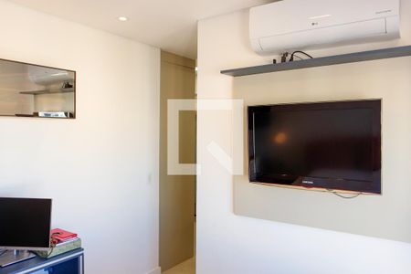 Apartamento à venda com 96m², 2 quartos e 2 vagasQuarto 2 - Suíte