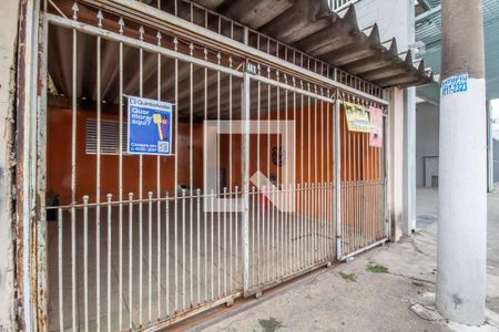 Casa para alugar com 128m², 2 quartos e 2 vagasFachada