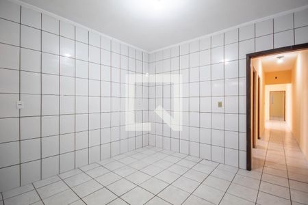 Casa para alugar com 128m², 2 quartos e 2 vagasCozinha
