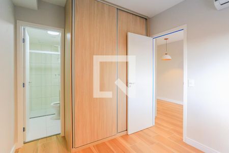 Quarto 1 de apartamento para alugar com 1 quarto, 31m² em Vila Sônia, São Paulo