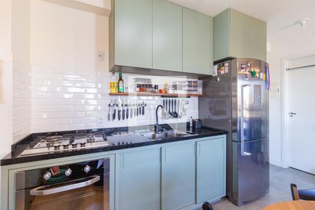 Sala e cozinha de apartamento para alugar com 1 quarto, 35m² em Presidente Altino, Osasco