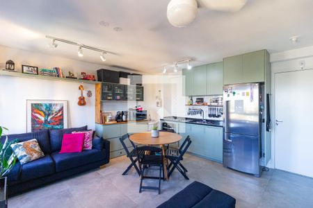 Sala e cozinha de apartamento para alugar com 1 quarto, 35m² em Presidente Altino, Osasco