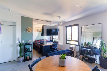 Sala e cozinha de apartamento para alugar com 1 quarto, 35m² em Presidente Altino, Osasco
