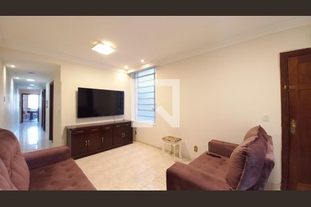 Sala de TV de apartamento à venda com 2 quartos, 112m² em Centro, Campinas