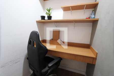 Apartamento à venda com 64m², 2 quartos e sem vagaEscritório