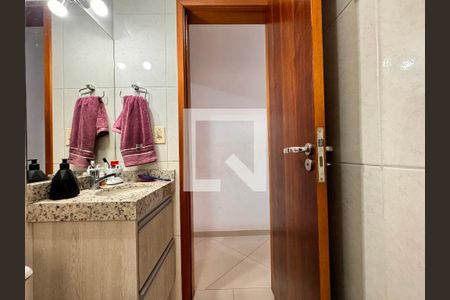 Apartamento à venda com 140m², 3 quartos e 2 vagas Apartamento à venda com 140m², 3 quartos e 2 vagasBanheiro