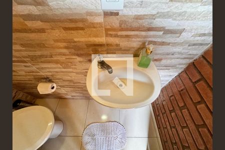 Apartamento à venda com 140m², 3 quartos e 2 vagas Apartamento à venda com 140m², 3 quartos e 2 vagasBanheiro de serviço