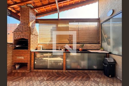 Apartamento à venda com 140m², 3 quartos e 2 vagas Apartamento à venda com 140m², 3 quartos e 2 vagasCobertura