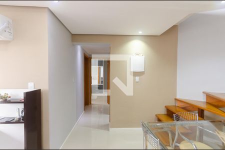 Corredor de apartamento para alugar com 2 quartos, 126m² em Cristal, Porto Alegre