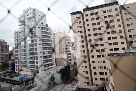 Varanda vista de apartamento à venda com 2 quartos, 54m² em Consolação, São Paulo