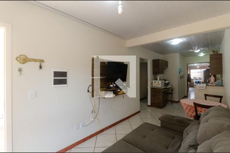Sala de casa à venda com 2 quartos, 50m² em Hípica, Porto Alegre