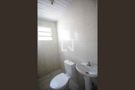 Banheiro de casa para alugar com 1 quarto, 45m² em Casa Verde Média, São Paulo