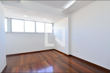 Quarto1 de apartamento para alugar com 4 quartos, 318m² em Ipiranga, Belo Horizonte