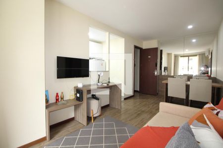 Sala de apartamento para alugar com 2 quartos, 68m² em Camorim, Rio de Janeiro