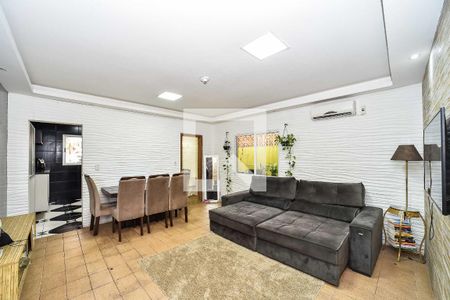 Sala de casa à venda com 3 quartos, 200m² em Sarandi, Porto Alegre