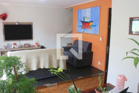 Casa à venda com 190m², 3 quartos e 3 vagas Casa à venda com 190m², 3 quartos e 3 vagasSala