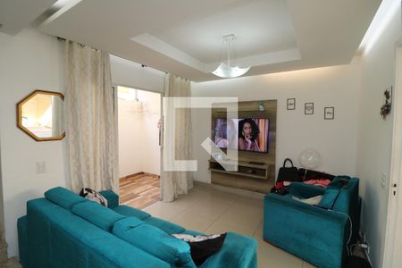 Sala de casa de condomínio para alugar com 3 quartos, 180m² em Jardim Nove de Julho, São Paulo