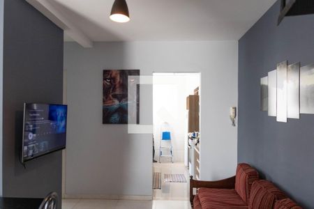 Sala de apartamento para alugar com 2 quartos, 77m² em Camargos, Belo Horizonte