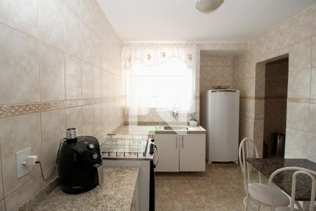 Cozinha de apartamento à venda com 2 quartos, 67m² em São Lucas, Belo Horizonte