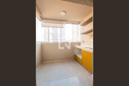Sacada de apartamento para alugar com 3 quartos, 60m² em Conceição, Osasco