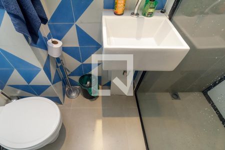 Banheiro de kitnet/studio à venda com 1 quarto, 11m² em Vila Buarque, São Paulo